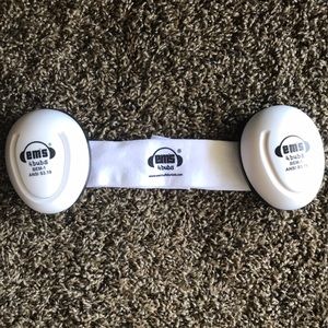 Em’s 4 Bubs Infant noise ear muffs